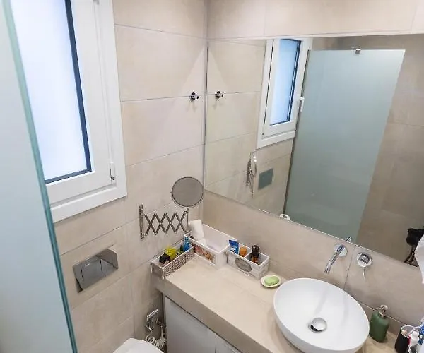 Katerlove House * 팔리라키