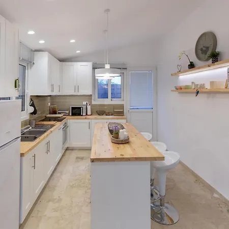 Katerlove House * Faliraki